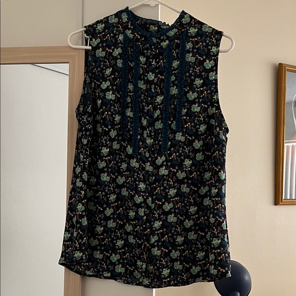 Modcloth Tops - Beautiful paisley Modcloth sleeveless top 🦚